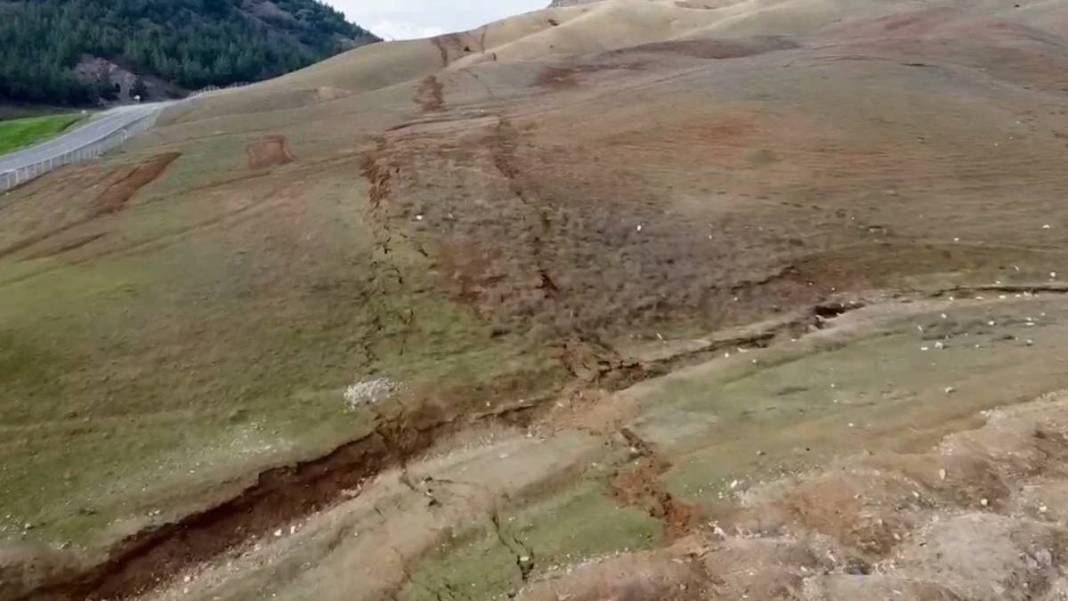 Kırılan fayın merkezi bulundu: Yıkımın başlangıcı Tevekkeli Köyü'nde 1